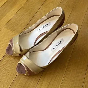 다이애나 오픈토 펌프스 에나멜 스웨이드 베이지 핑크 23