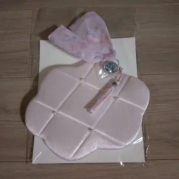 JILLSTUART 펄 태슬 장식 파우치