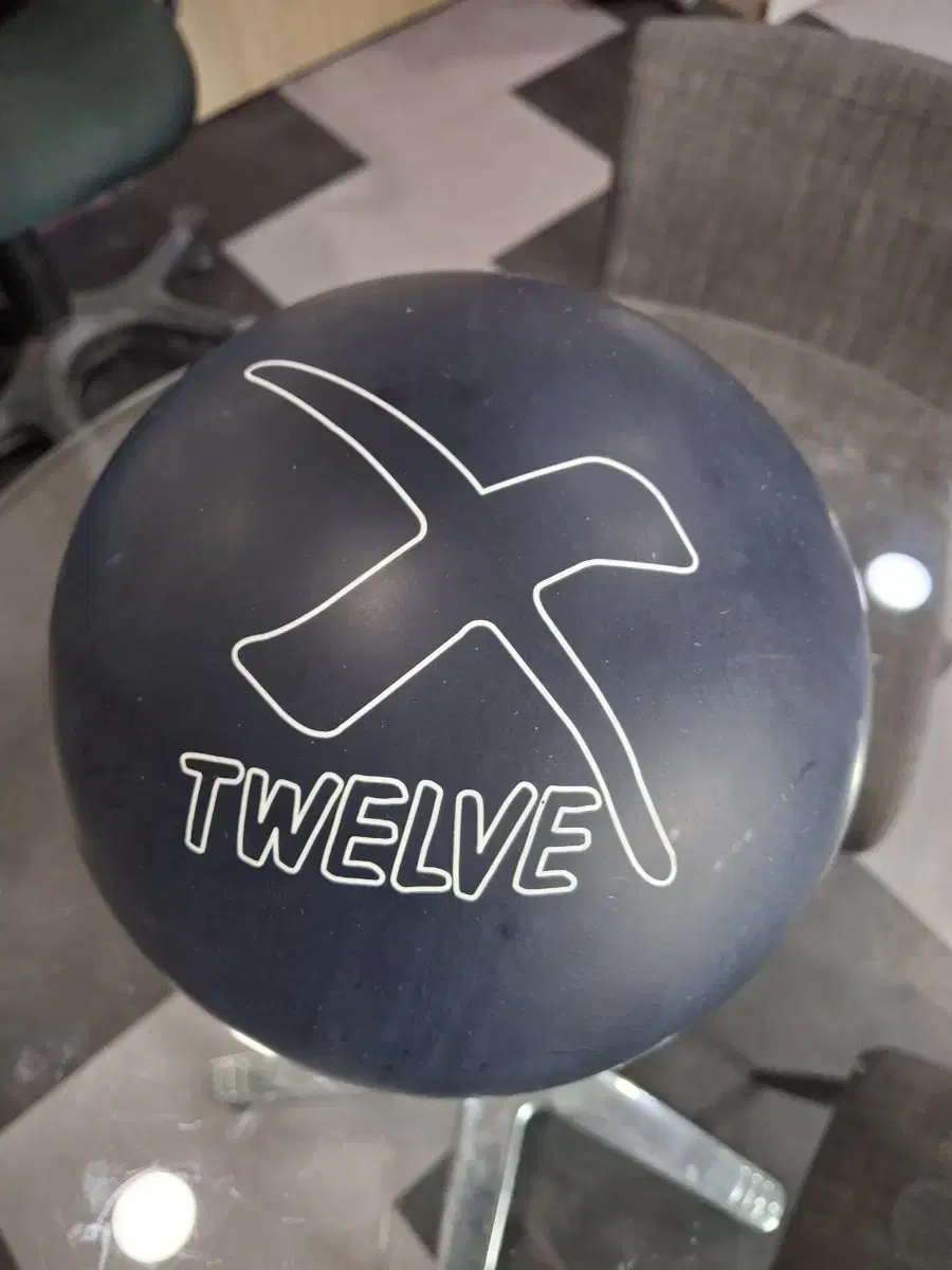 [New View] X-Twelve 15p