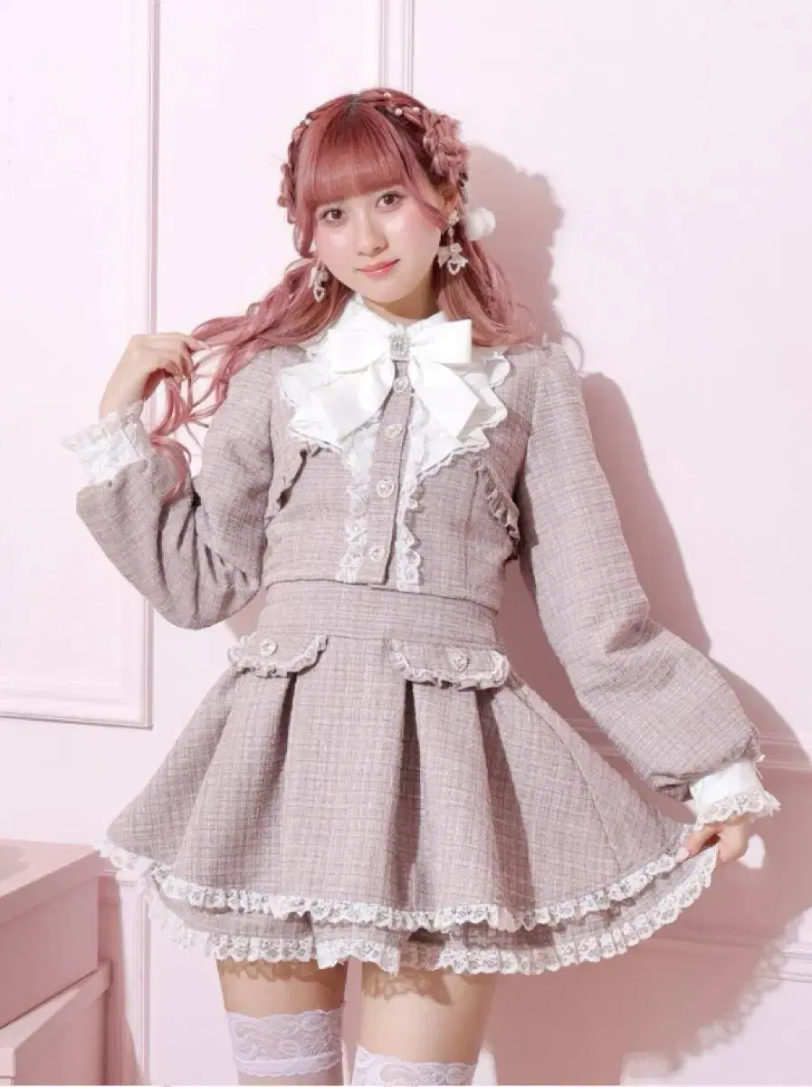 노에미 NOEMIE 반짝 트위드 러플 셋업 핑크