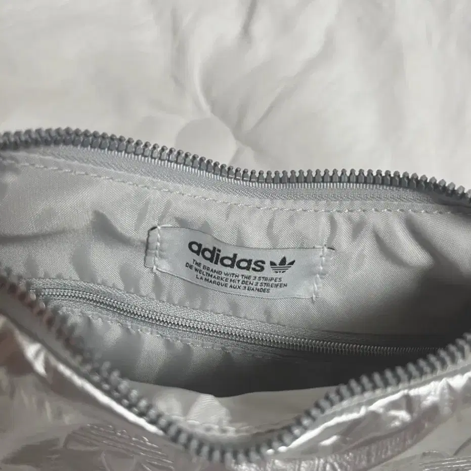 ADIDAS | 아디다스 (New Item) Adidas Puppy Satin Mini