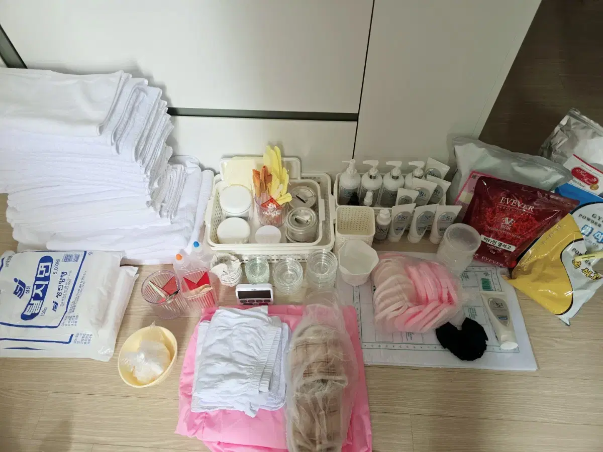 피부미용 실기시험 재료, 모델 화장품, 마네킹 팔아용