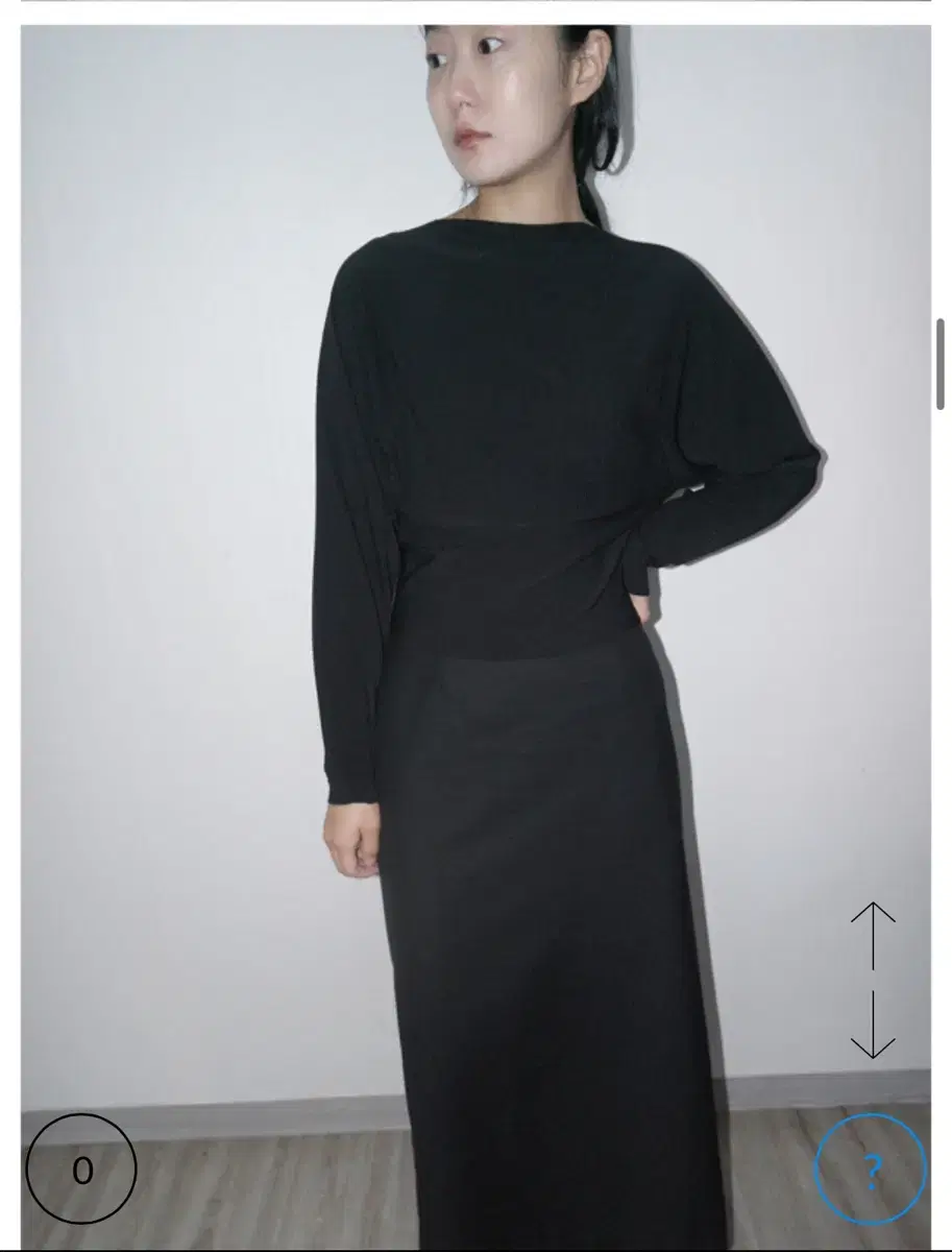 loa 에프터먼데이 제작 플리츠 탑 블라우스 에옹쓰
