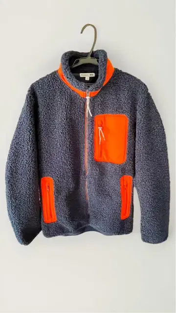 유니클로/JW ANDERSON 플리스 자켓 L 사이즈
