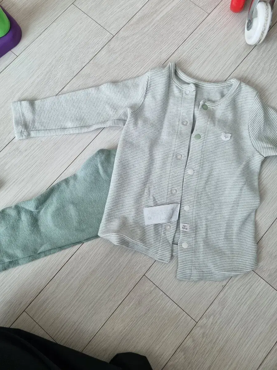 Baby's underwear, top and bottom, 90