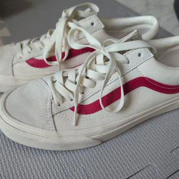 Vans 스니커즈 화이트/레드