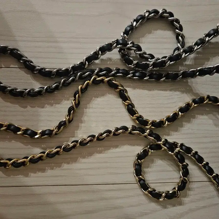 샤넬 가브리엘 백팩 블랙 사진 4