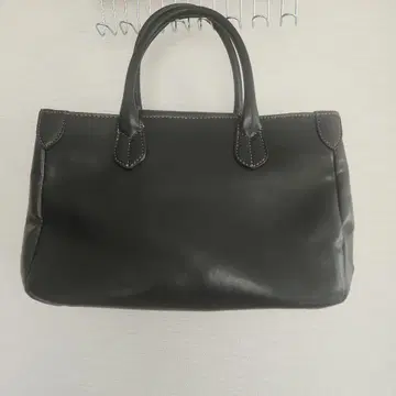 블랙 가죽 핸드백 지퍼 포켓 부착