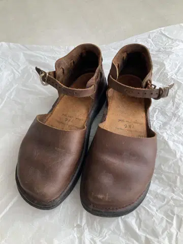 AURORA SHOES 오로라 슈즈 뉴 차이니즈 7 1/2 C