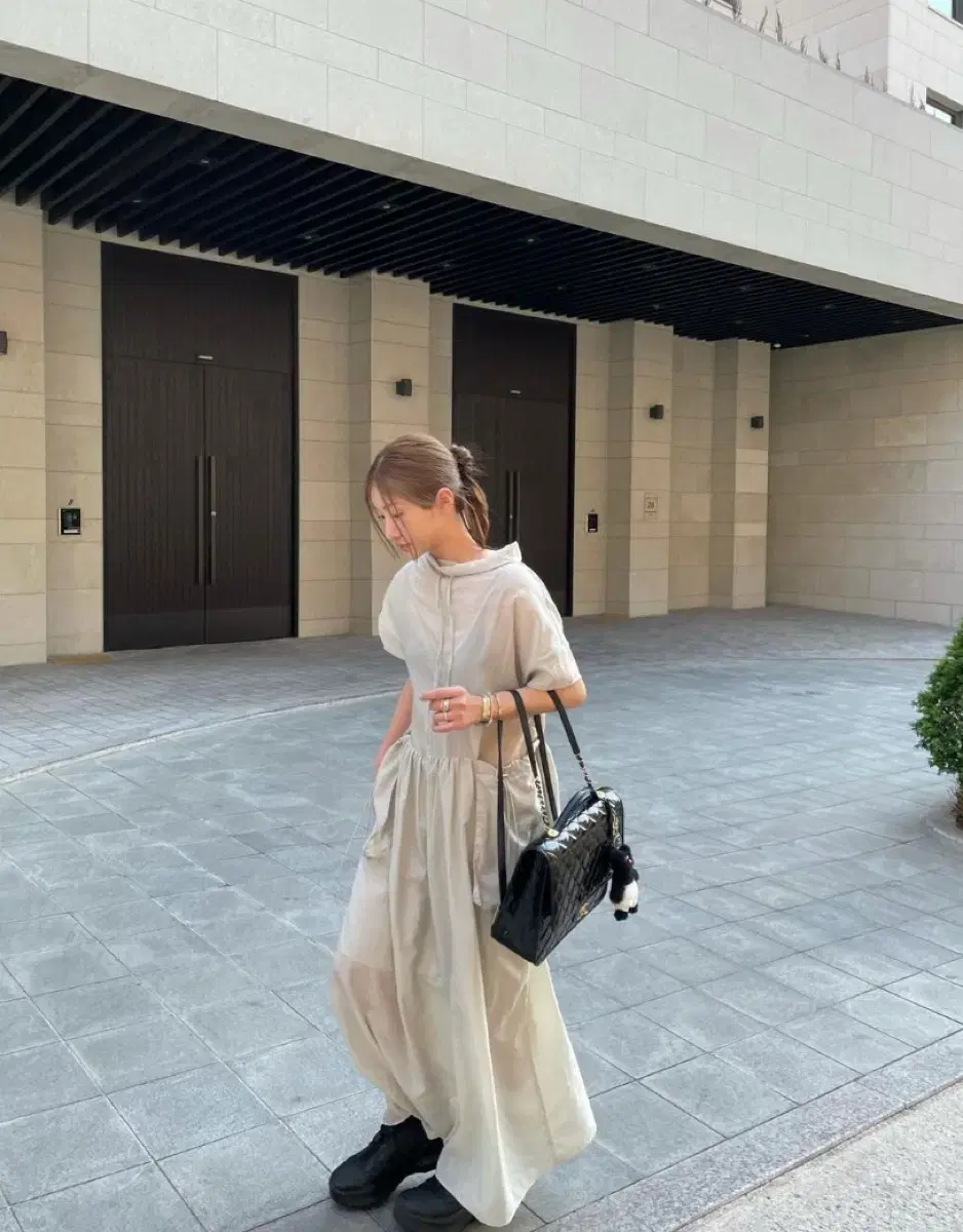 (새상품)아웃핏 메이 원피스 차콜 더무이 마크들리 모노심슨 샵503