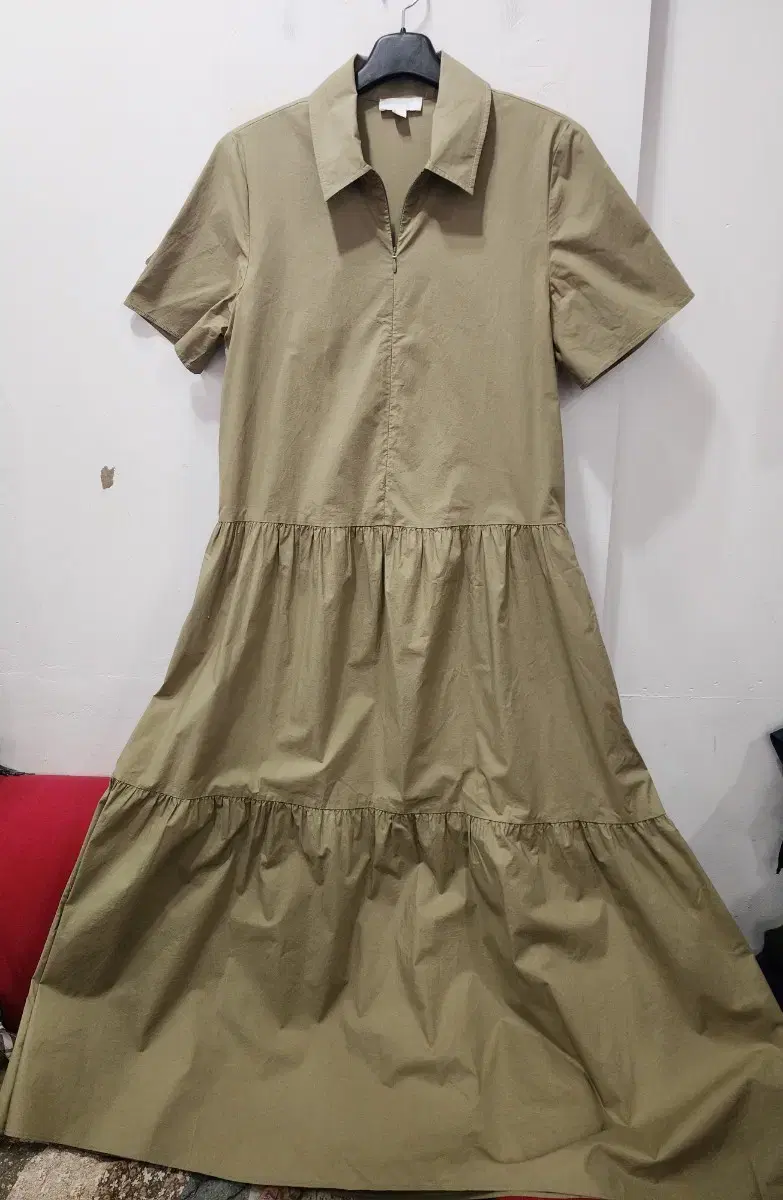 COS 카라 롱원피스