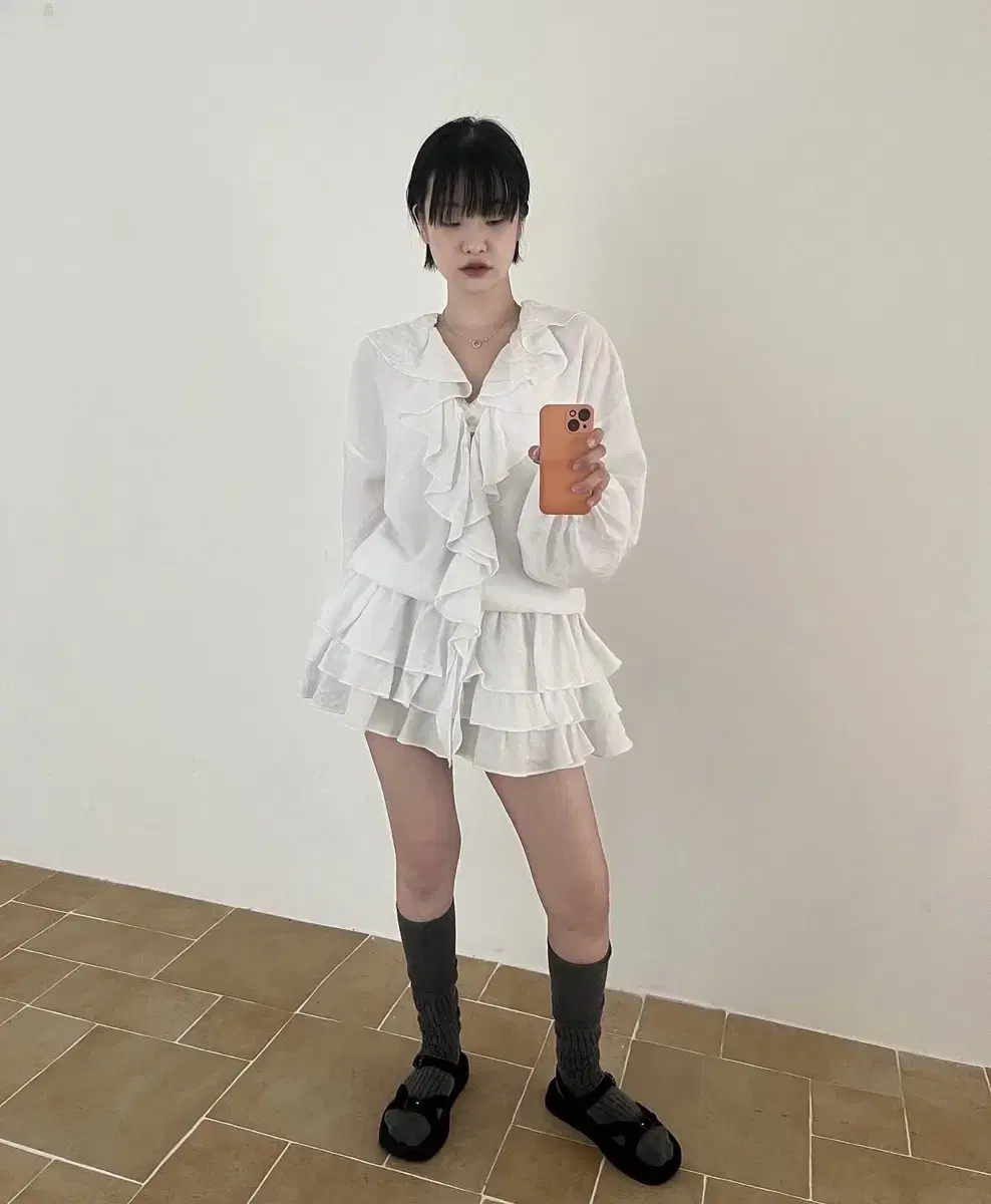 시눈 러플 캉캉 블라우스