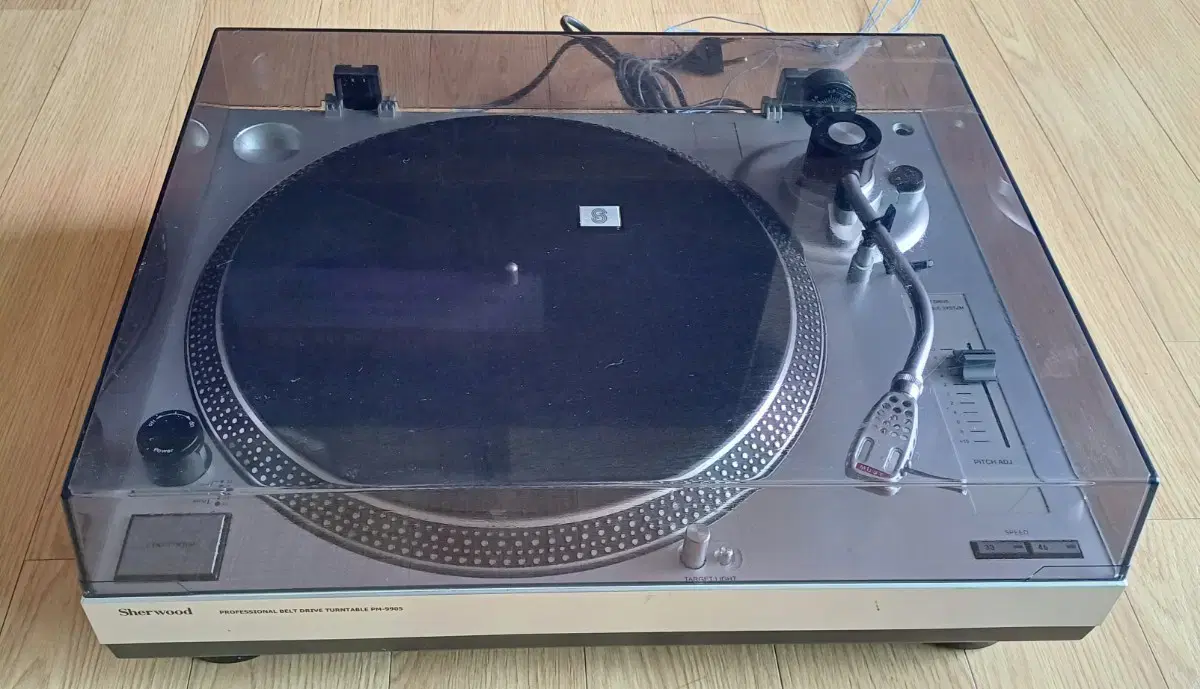 Inkel Sherwood Turn Table