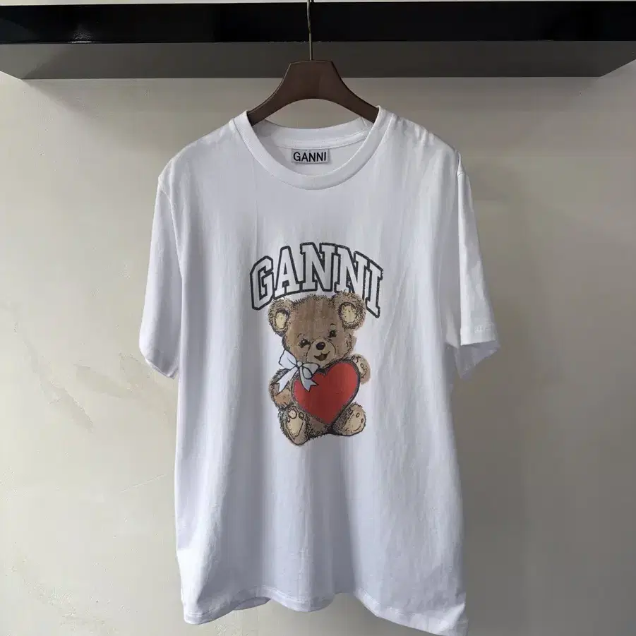 Escape From ESCF Logo Collage Print Slim Fit Vahn Tee White
