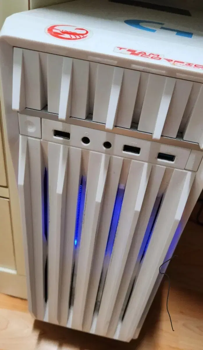 중고 8400 1060 3gb  램16 아산시음봉면직거래 판매합니다.