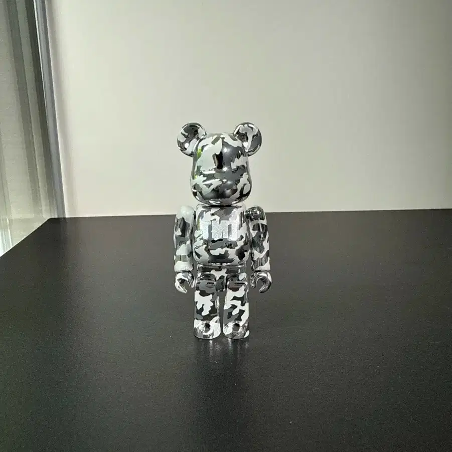 Livestock x TMT CAMOUFLAGE BE@RBRICK 100% TMTベアブリック カモフラ