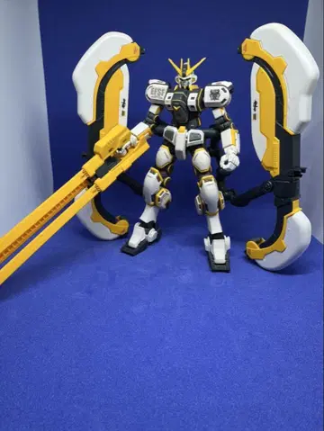 HG1/144 아틀라스 건담 프라모델 완성품