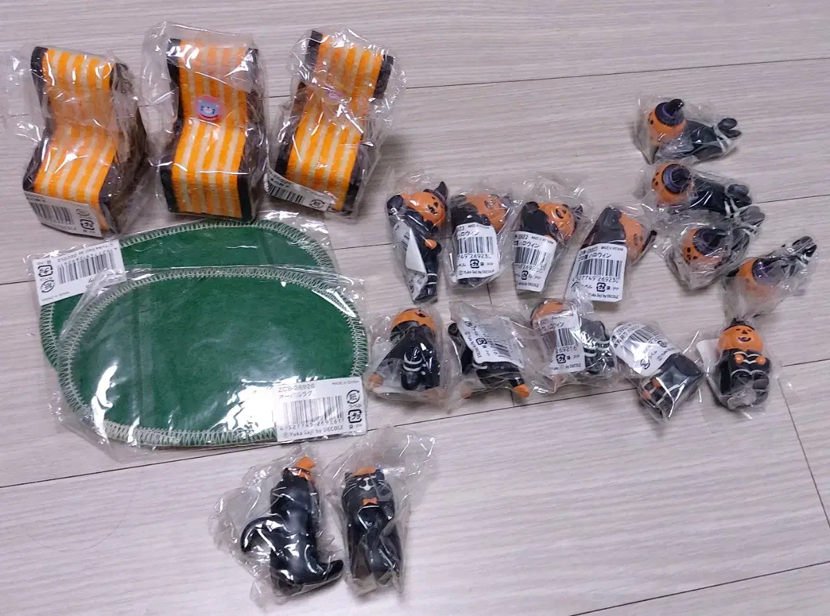 데꼴 할로윈 피규어 카펫 의자 팝니다 새제품