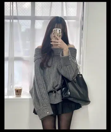 loinnuit offshoulder ribknit 오프 숄더 리브 니트