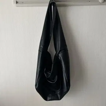 가죽 빅 숄더백