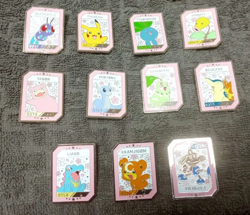 이삭토스트 포켓몬 뱃지 벚꽃 1탄 2탄 22종 일괄팝니다.