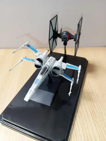 스타 워즈 X-Wing Fighter & TIE Fighter(2)