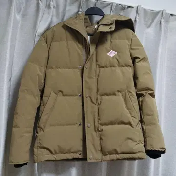 단톤 카키 다운 자켓 후드 부착 세트