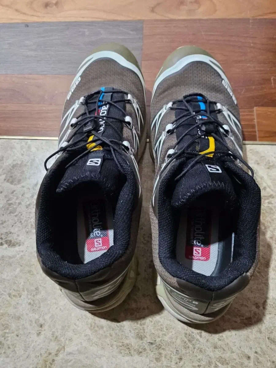 살로몬 XT-6 285 사이즈