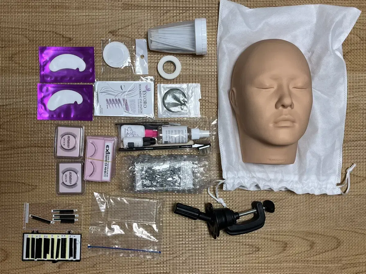 메이크업 국가자격증 실기 재료 속눈썹 연장 수염 국가고시 브러쉬