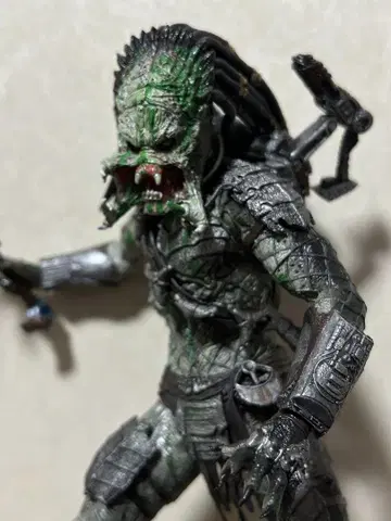네카 NECA 울프 프레데터 배틀 데미지 커스텀 상품