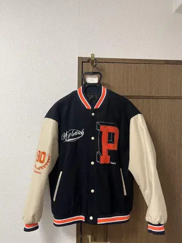 P 로고 자수 바시티 자켓 네이비/베이지