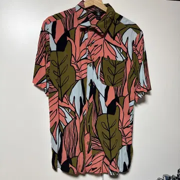 VOLCOM 알로하 셔츠 반팔 레이온 올 패턴 남성용 M 사이즈