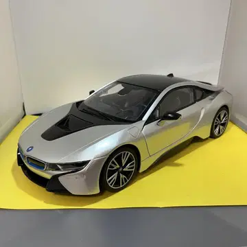 1/14 BMW i8 (무선 조종 기능 없음, 도어 열리지 않음)