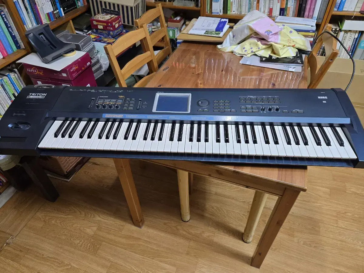 Korg triton extreme 코르그 트라이톤 익스트림 76건반