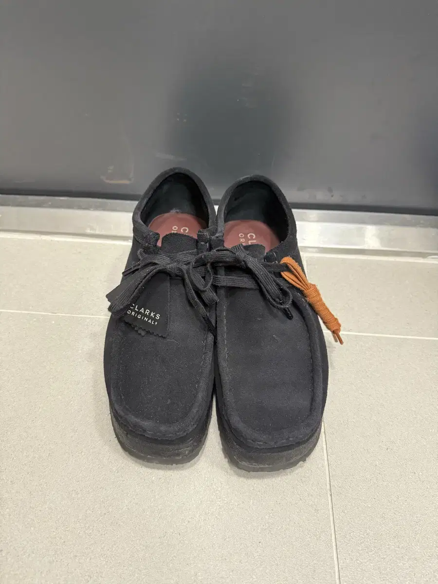 클락스 왈라비 키높이밑창보강 제품 245