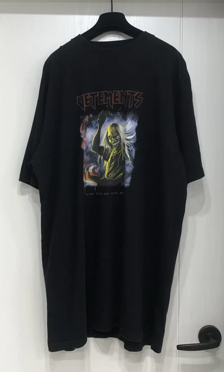 [M] Vetements Bloody Logo Heavy Metal Print Short Sleeve T-Shirt Black