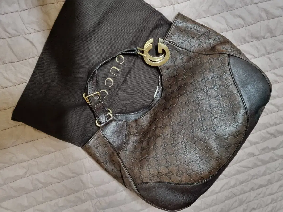 정품GUCCI 샬롯G G로고빅숄더가방