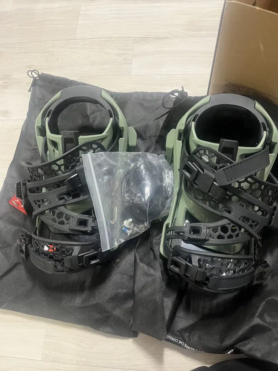 Niedecker Supermatic Olive 2425