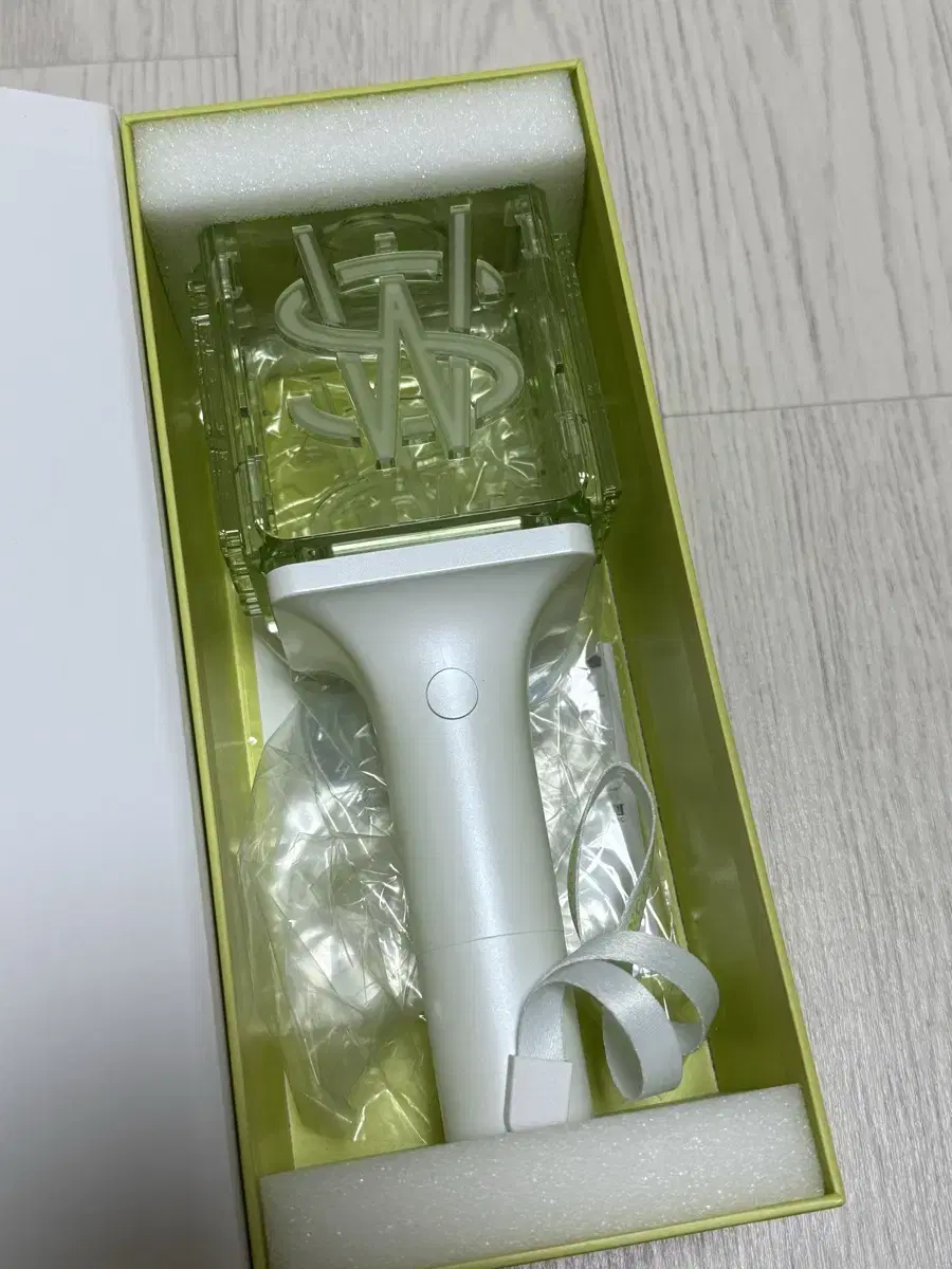 (판매) 믐뭠봄 엔시티위시 응원봉 판매
