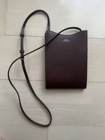 A.P.C 아페쎄 숄더백 H63043 PX BMW