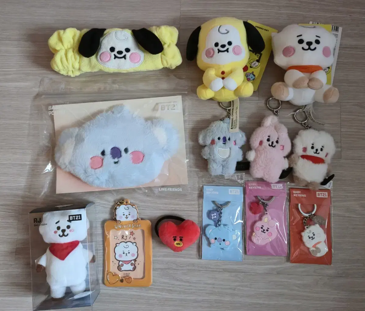방탄소년단 BT21 라인프렌즈  RJ 알제이 치미 코야 쿠키