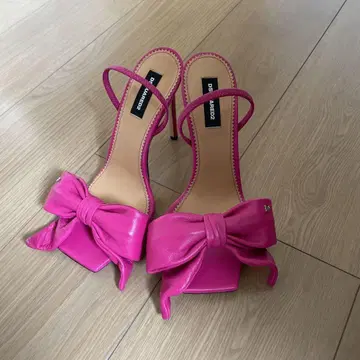 DSQUARED2 리본 포함 핑크 샌들 36