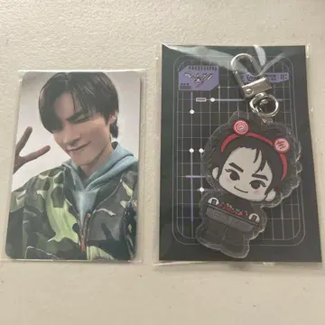 WayV 웨이션 V 하이디라오 트레이딩 카드 샤오쥔 아크릴 키링