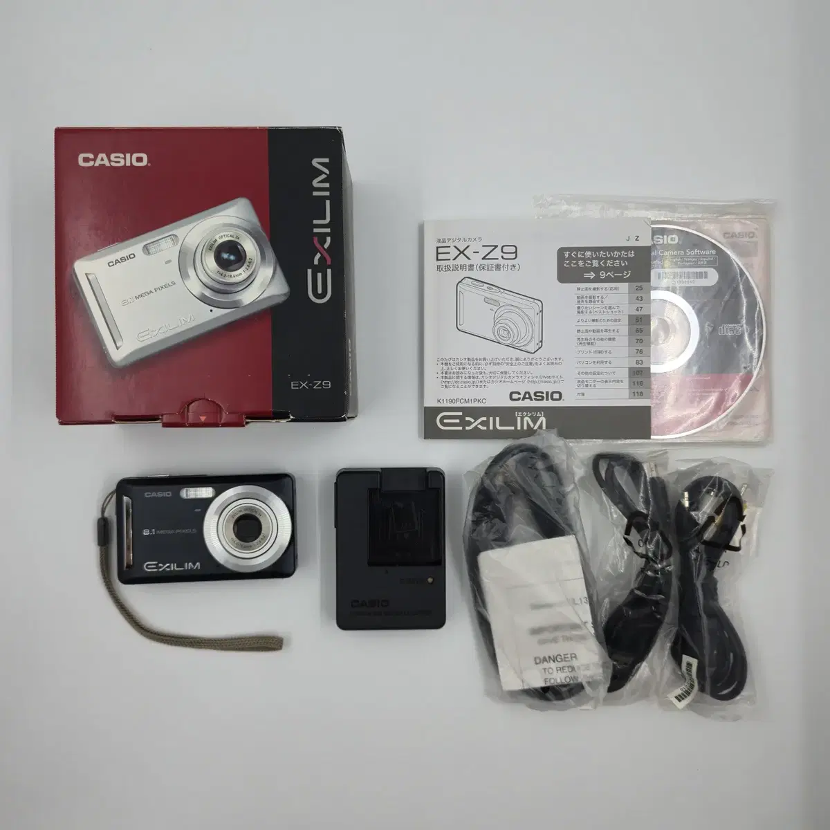 CASIO　EXILIM EX-Z9 美品　可動品　オールドコンデジ　エクスリム EX-Z9 - デジタルカメラ - CASIO