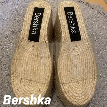 Bershka 통굽 샌들