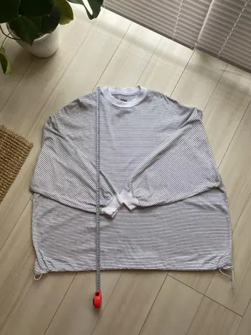 isness 벌룬 긴팔 T M 사이즈