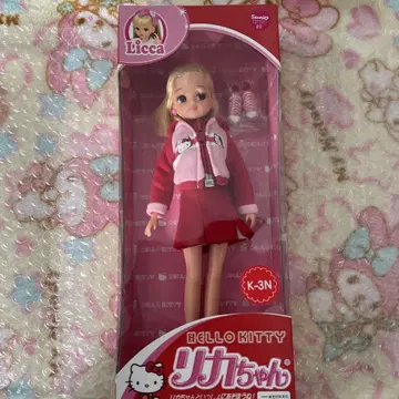 타카라 산리오 콜라보 헬로키티 리카짱