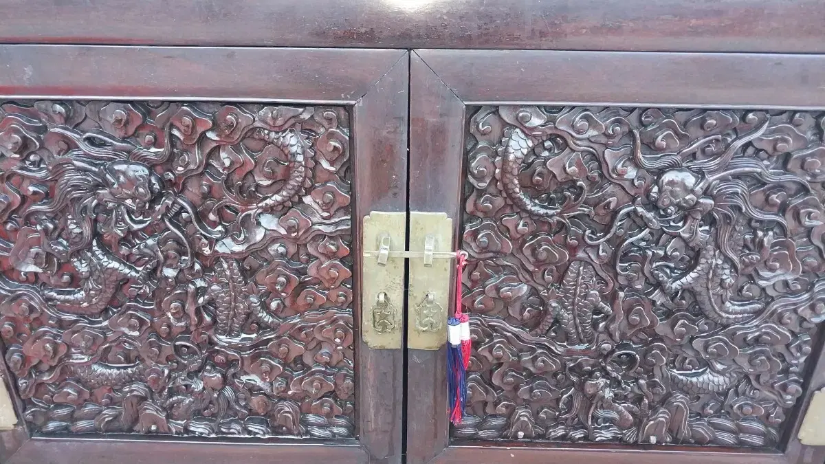 골동품  용조각  선반장