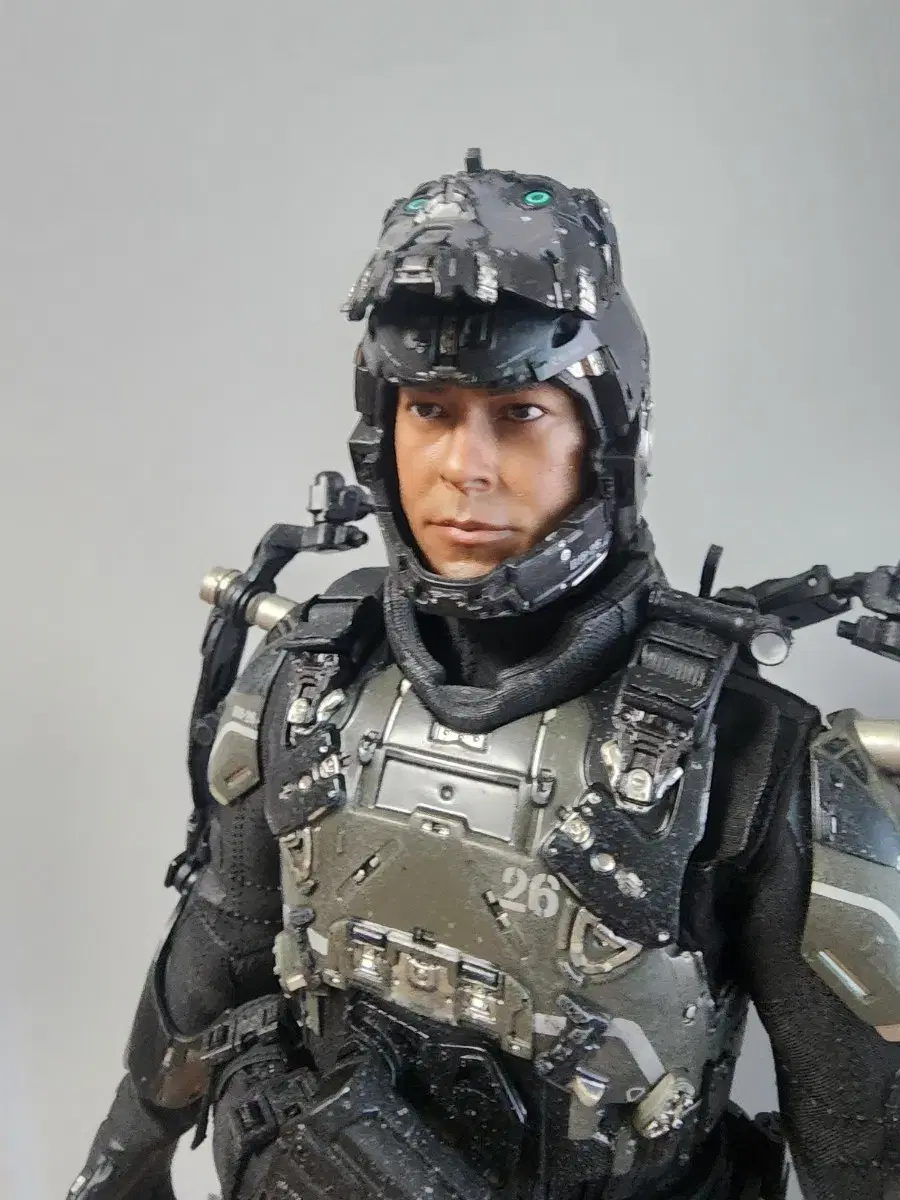 Hot Toys Tomorrow Electric Taylor mms667