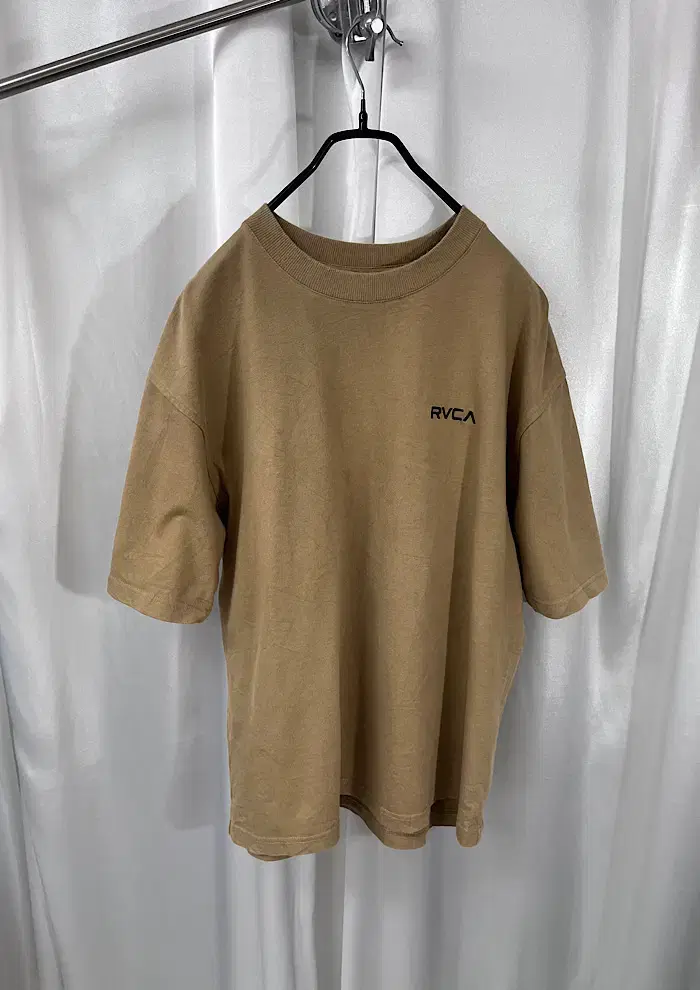 RVCA 티셔츠